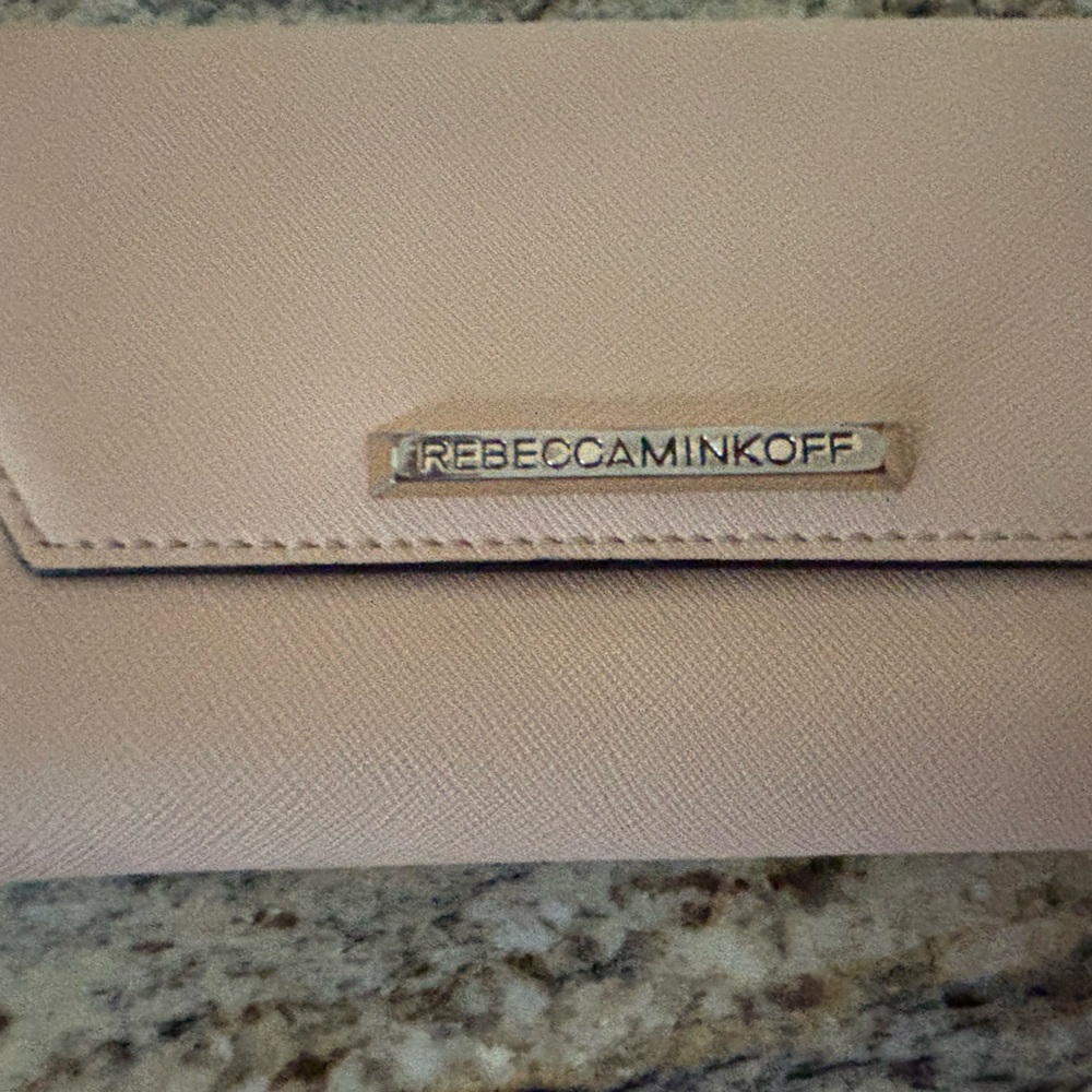 Monroe' Tech Wristlet